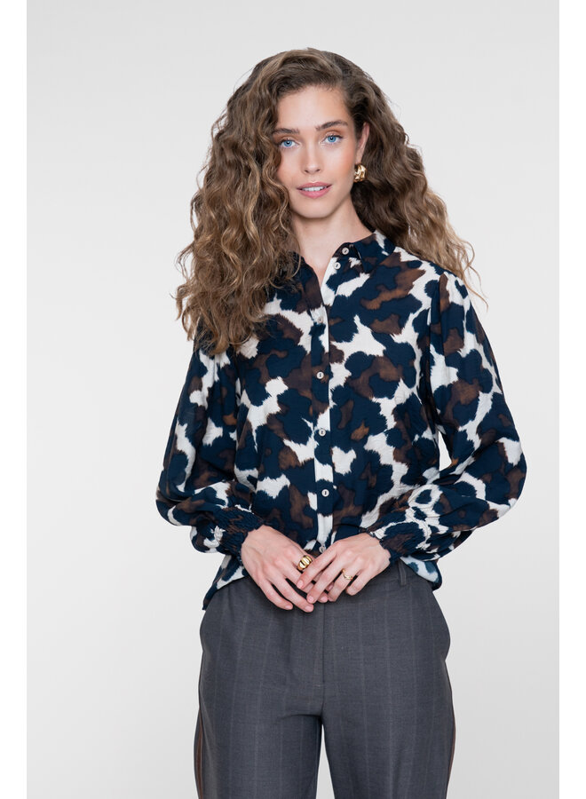 63667-20 720 Geisha blouse sand/blue