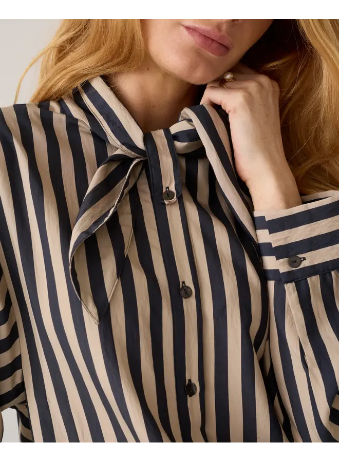 2s3523-12490 495 Summum Blouse Two tone stripe Midnight Blue