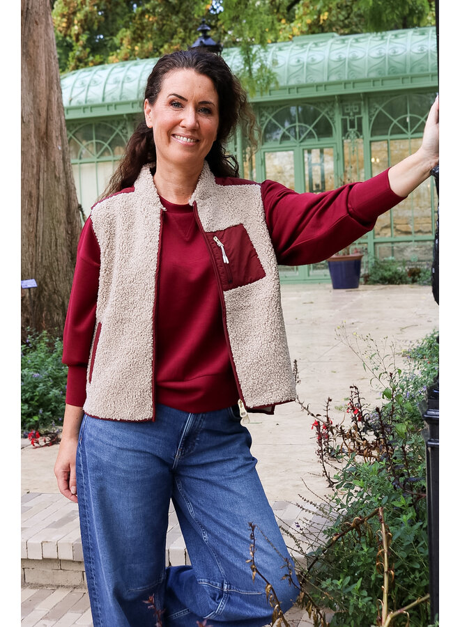 179570 273 MosMosh MMRowe Eli Teddy Vest Cabernet