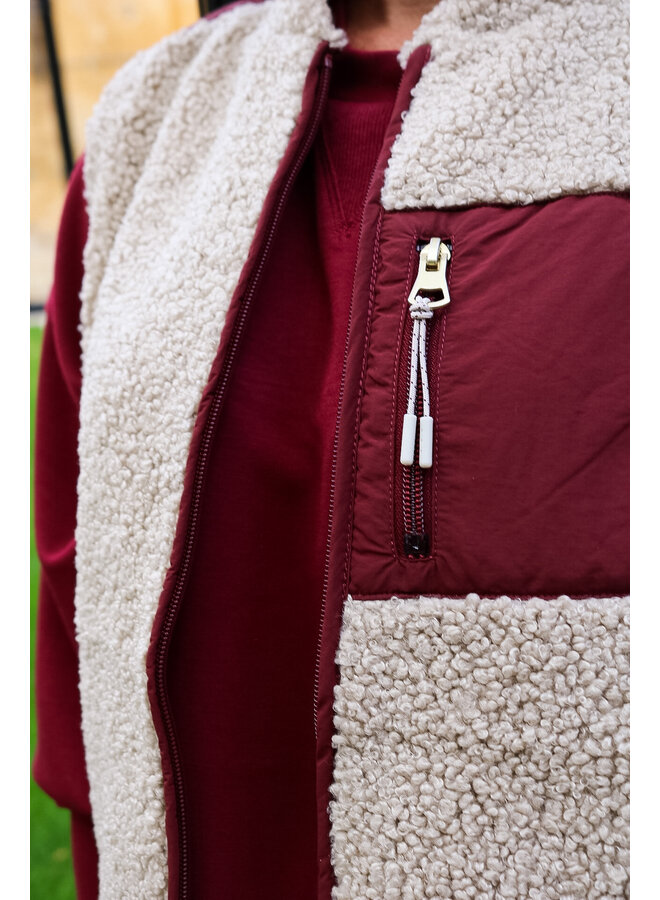 179570 273 MosMosh MMRowe Eli Teddy Vest Cabernet