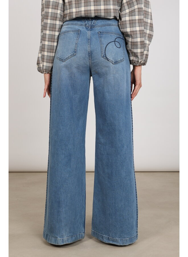 NKF09118 298 Nukus Stevi Pants Embroidery Blue Denim