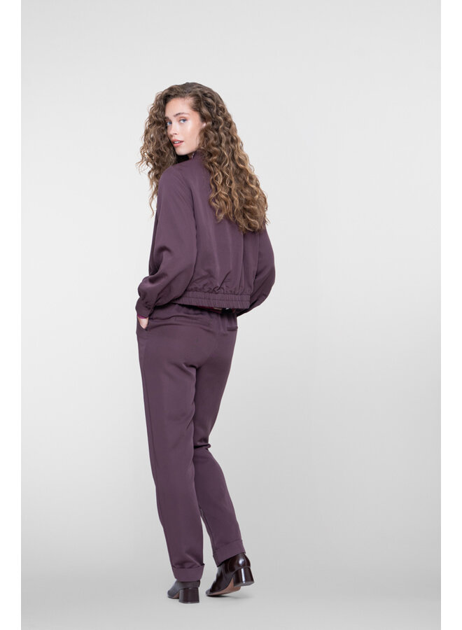 61853-26 380 Geisha Pants jog plum