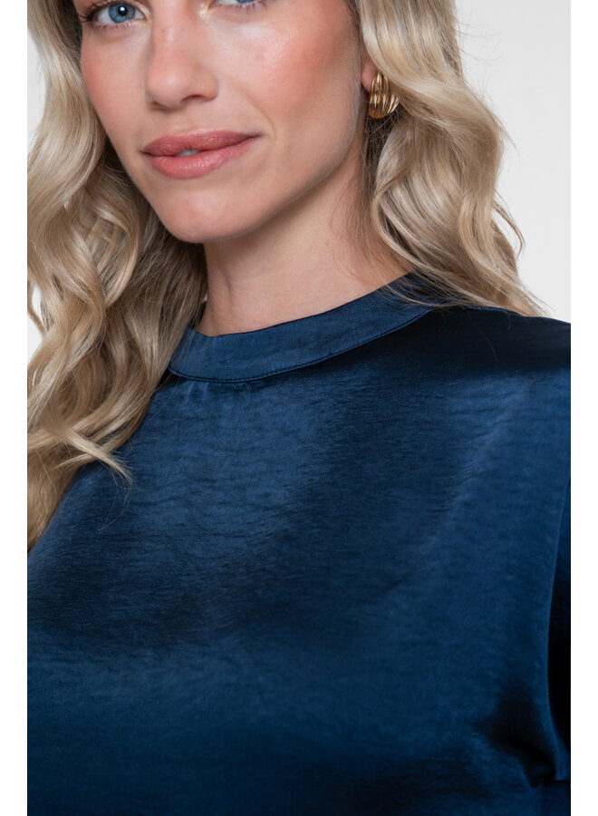 63943-20 625 Geisha blouse blue