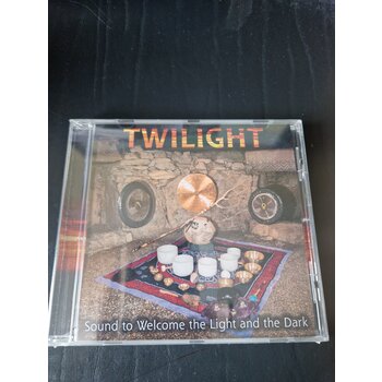 TWILIGHT - SOUND TO WELCOME THE LIGHT AND THE DARK (CD)