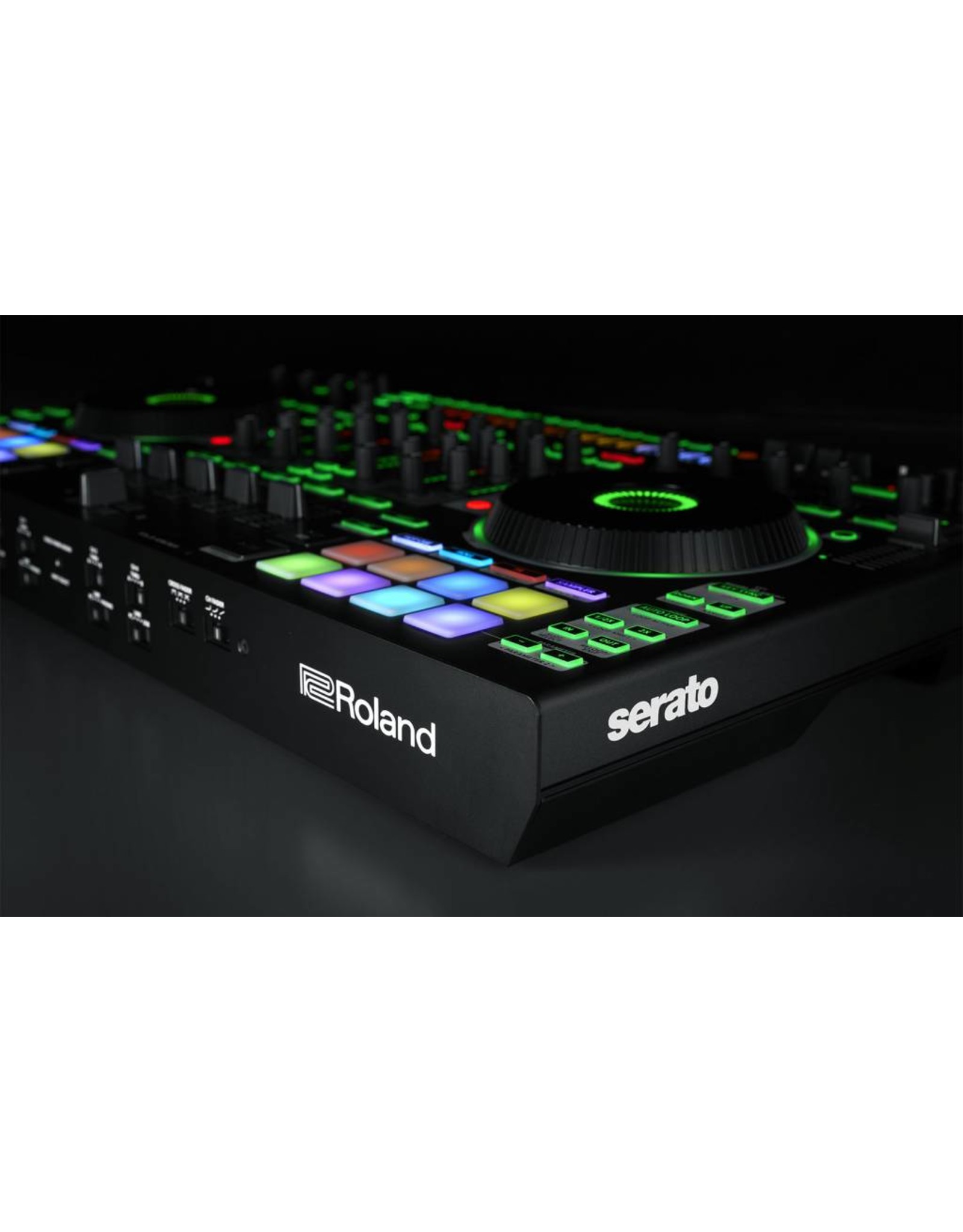 Roland Bundle DJ-808 DJ-Controller Serato DJ808 + case RRC-DJ808W winkelmodel
