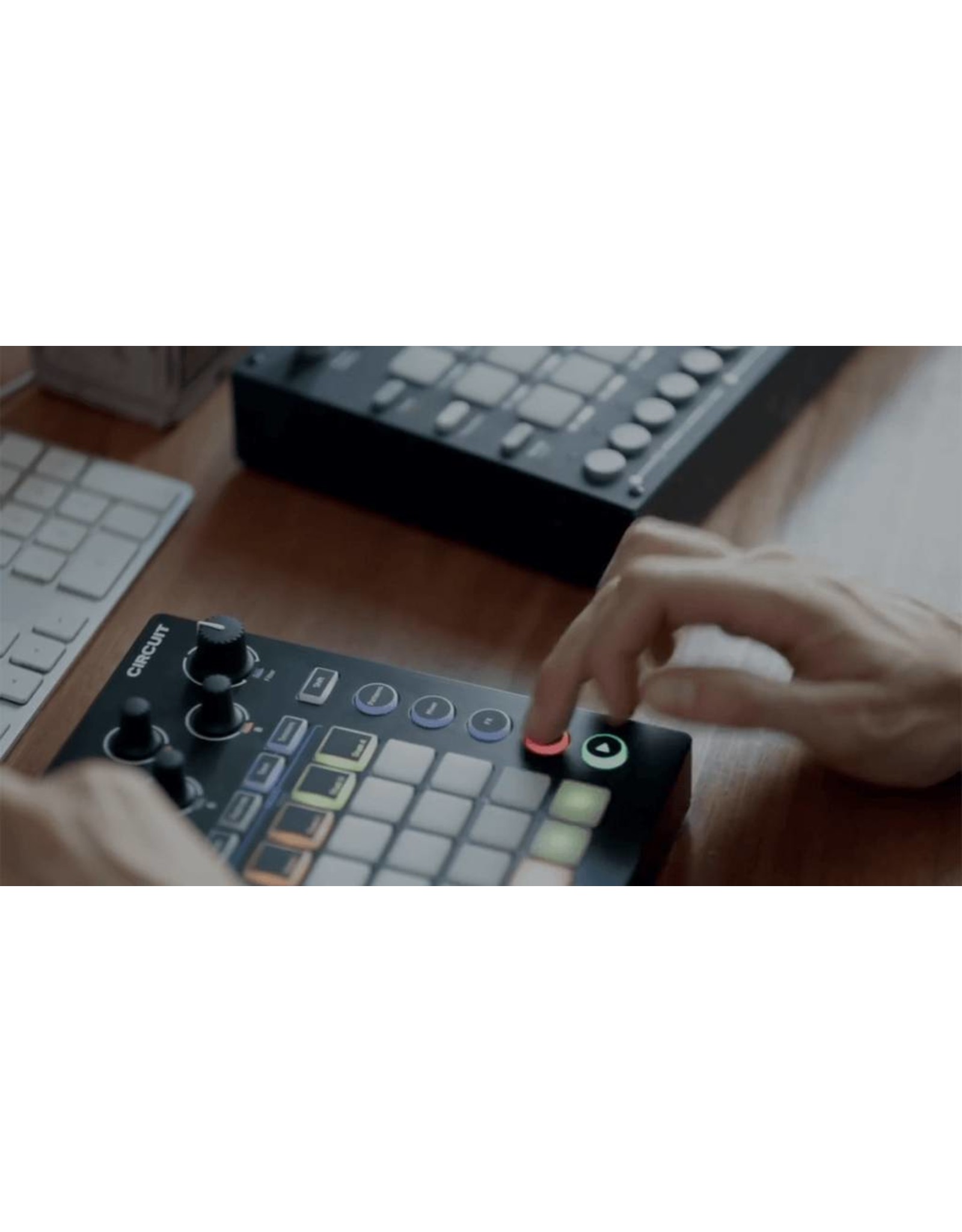 Novation RNO Circuit groove box