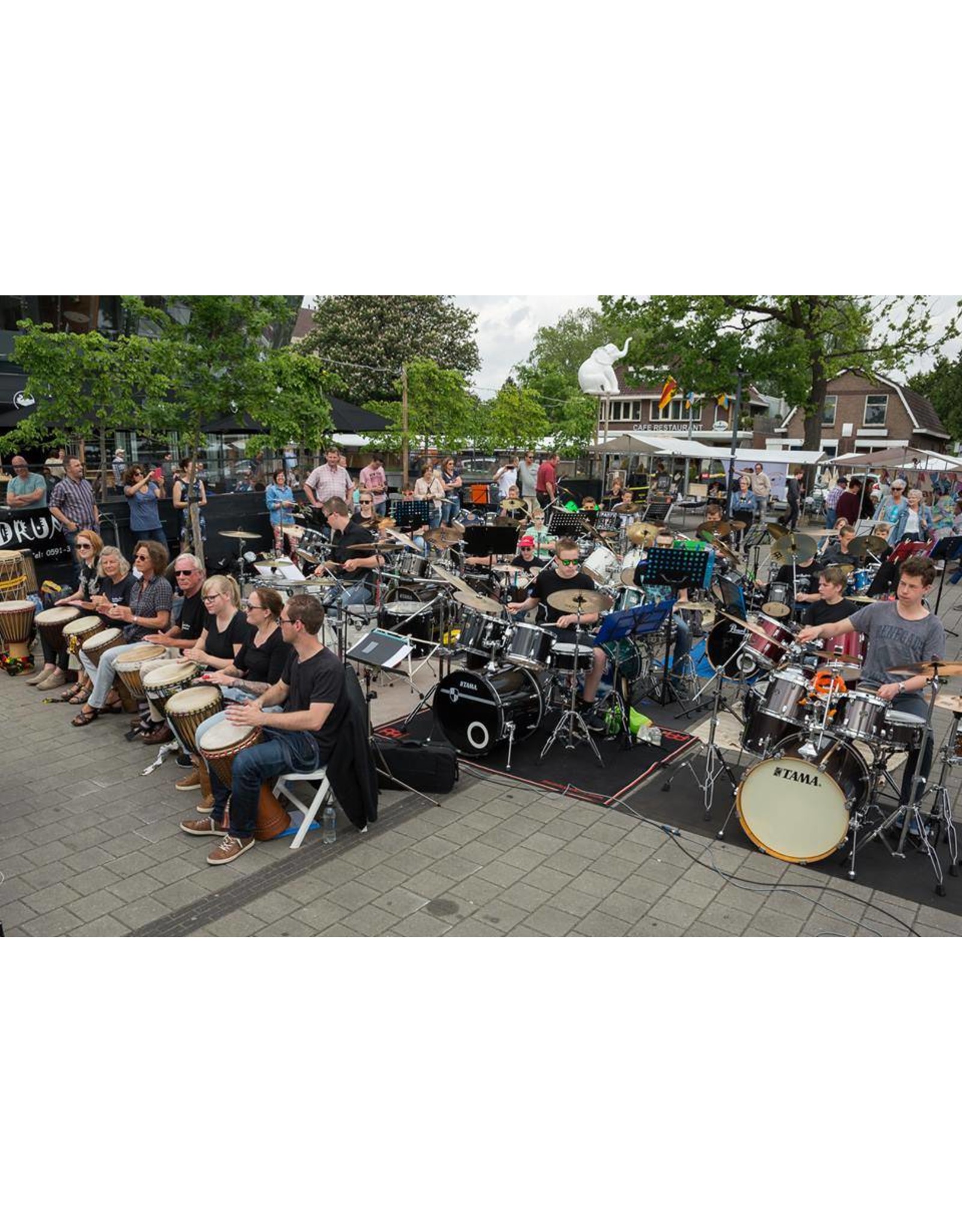 Busscherdrums djembe917 Djem group HB course