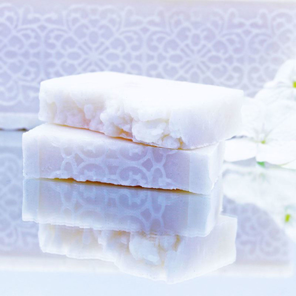 Oh Lou Lou! Pure Kokosolie Zeep Parfumvrij Oh Lou Lou! Pure Kokosolie Zeep Parfumvrij