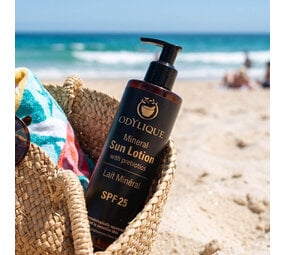 Odylique Minerale Zonnebrand Lotion SPF25 Odylique Minerale Zonnebrand Lotion SPF25
