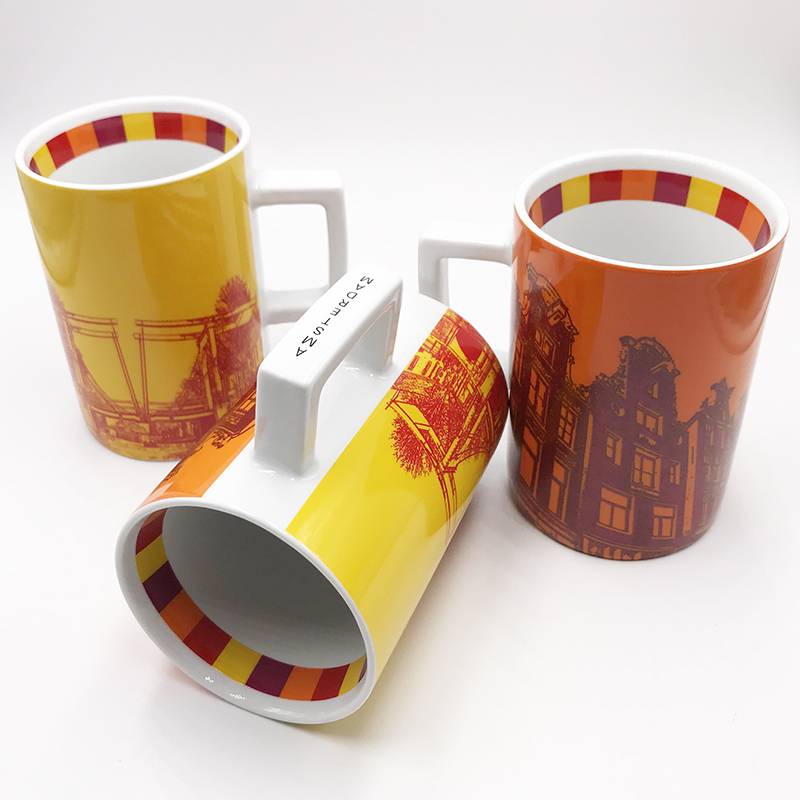 ART-DOMINO® BY SABINE WELZ AMSTERDAM CITY-MUG 01