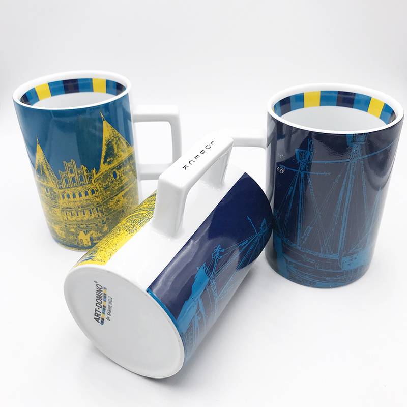 ART-DOMINO® BY SABINE WELZ LÜBECK CITY-MUG - 01