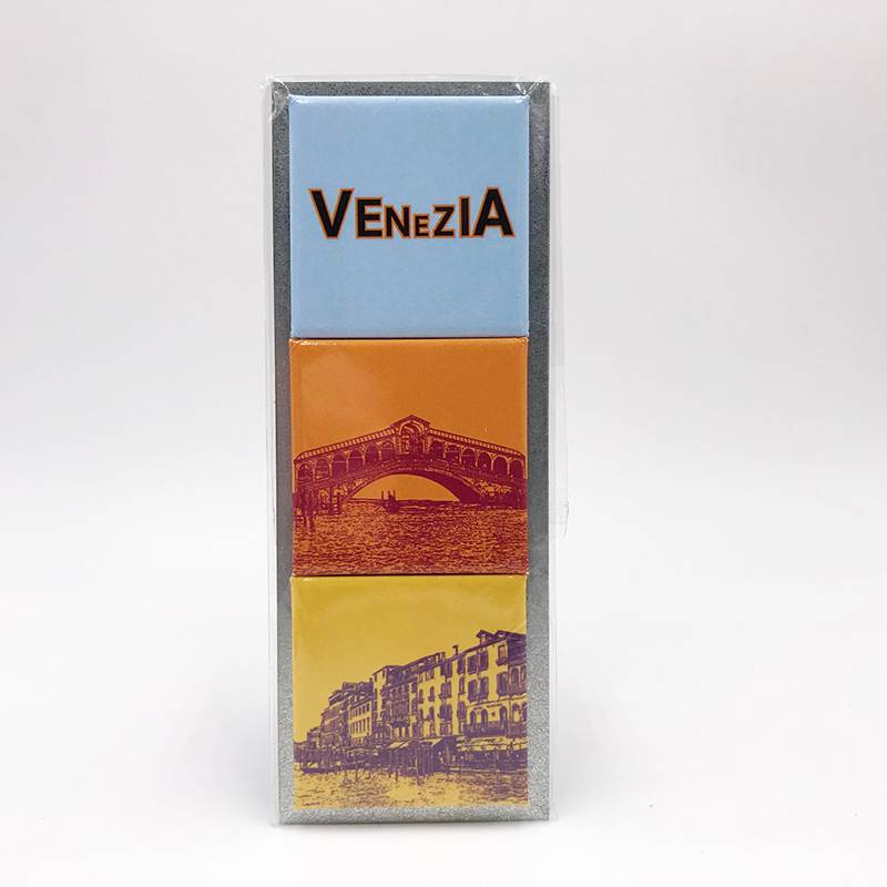 MAGNET-STORIES Venise - Des motifs différents - 3 - 02