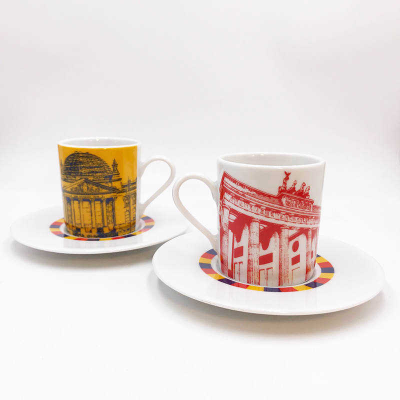 ART-DOMINO® BY SABINE WELZ Berlin Espresso cup 02 - Reichstag dome and Brandenburg Gate