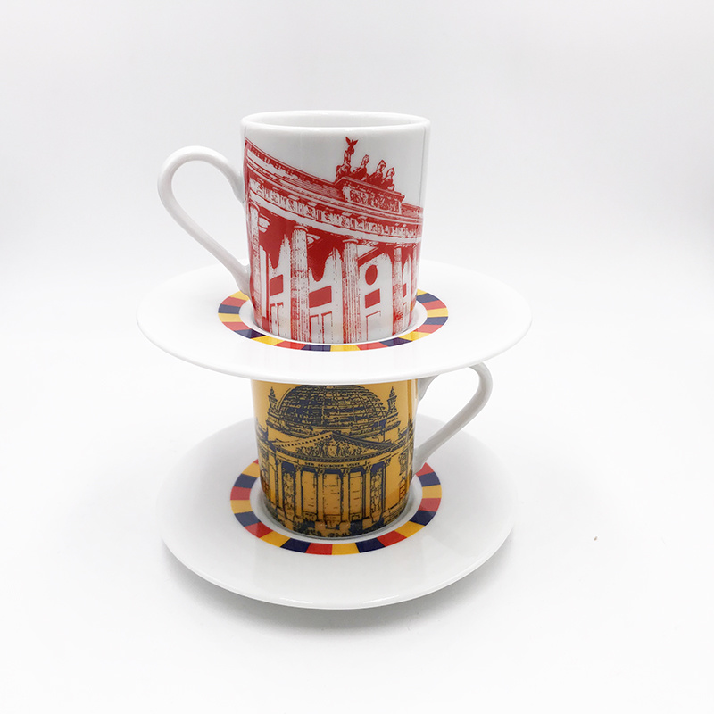 ART-DOMINO® BY SABINE WELZ Berlin Espresso cup 02 - Reichstag dome and Brandenburg Gate