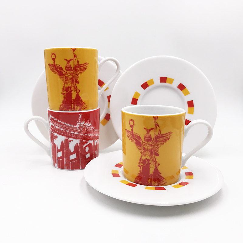 ART-DOMINO® BY SABINE WELZ Berlin Espresso cup 03 - Brandenburger Tor + Goldelse