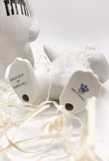 MAGNET-STORIES Ours en porcelaine de Berlin - With Berlin Tattoos