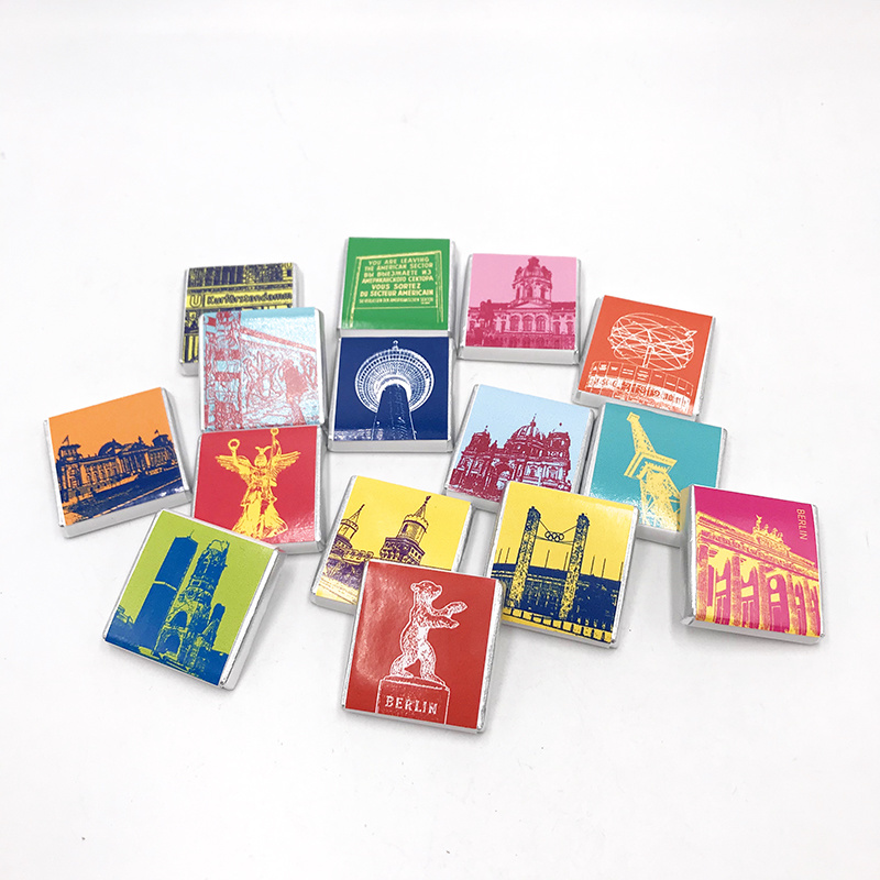 MAGNET-STORIES Schokolade mit Berlin-Motiven in Metalldose