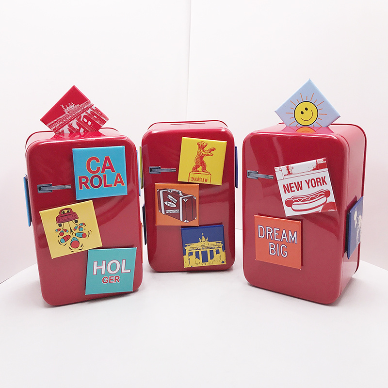 MAGNET-STORIES Retro refrigerator money box