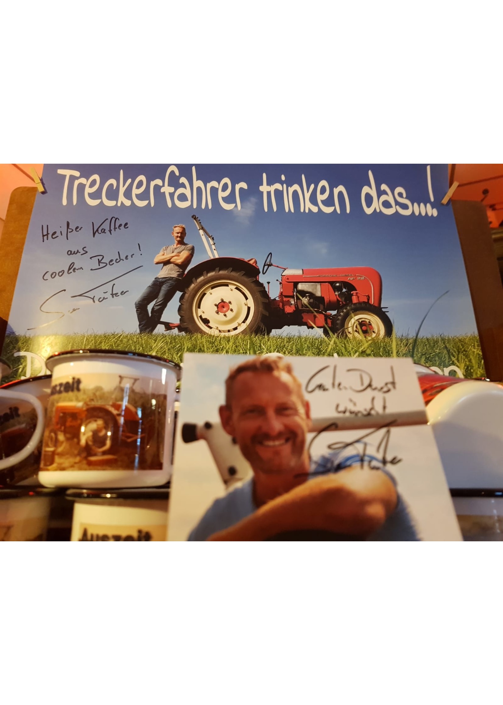 Emaillebecher  ‘‘Treckerfahrer dürfen das‘‘