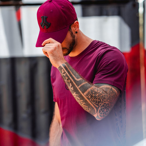 Defqon.1 baseball cap aubergine/black 