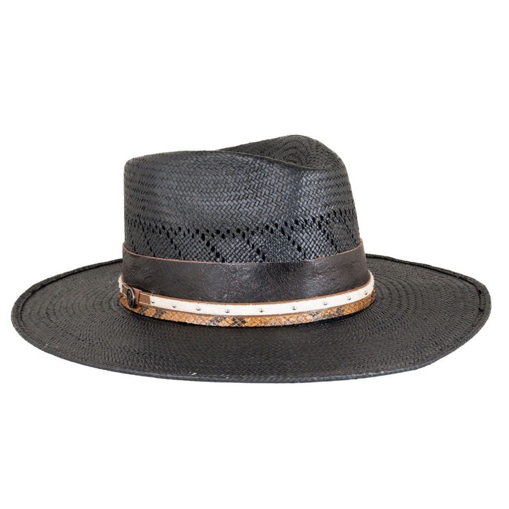 Corral  Rebel strohoed black