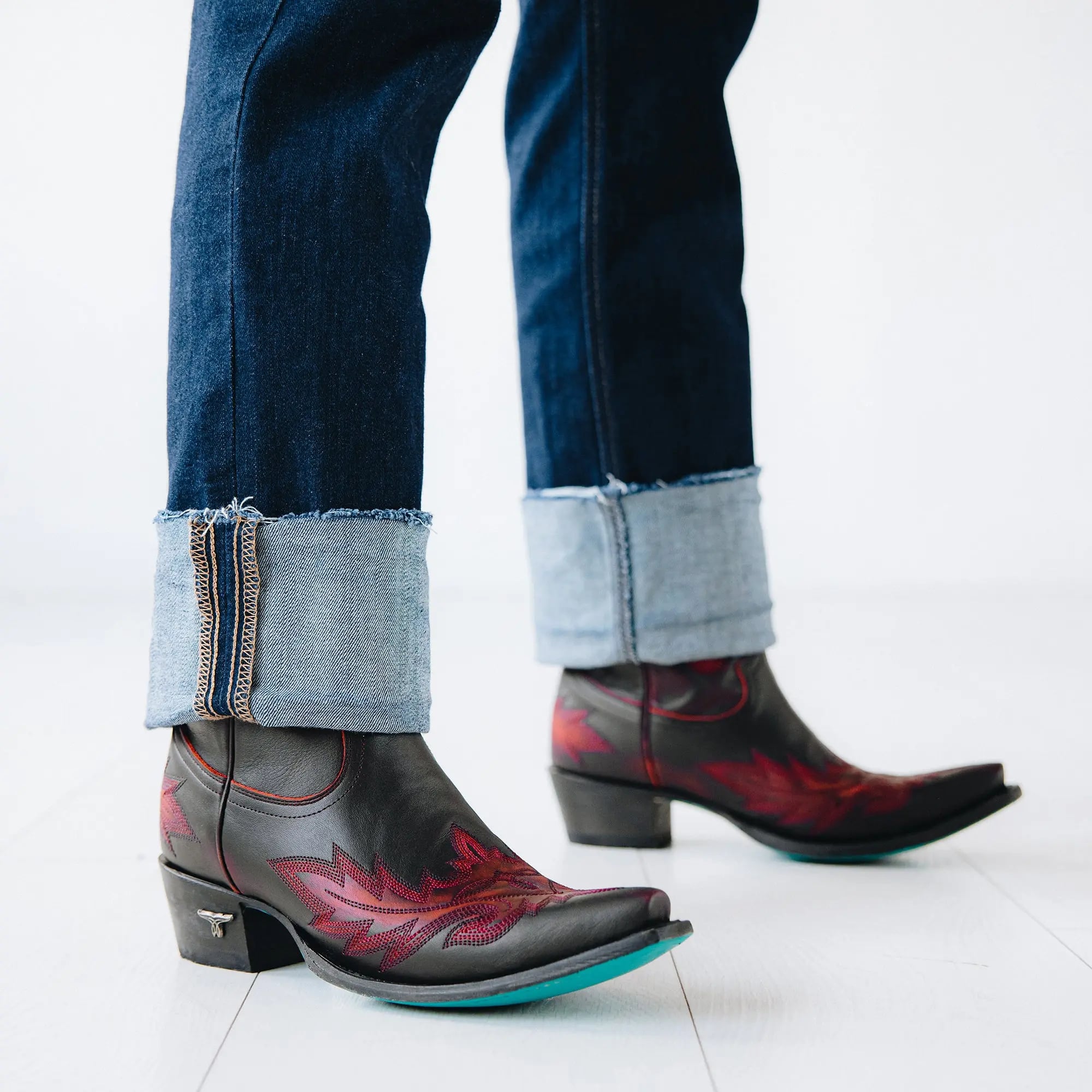 Lane Lexington Black Cherry cowboy boot