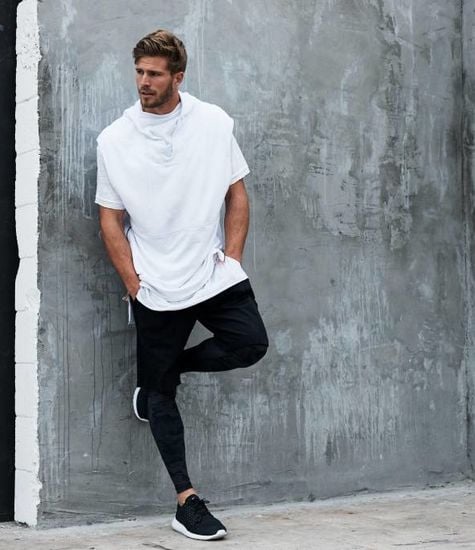 white hoodie mens outfit