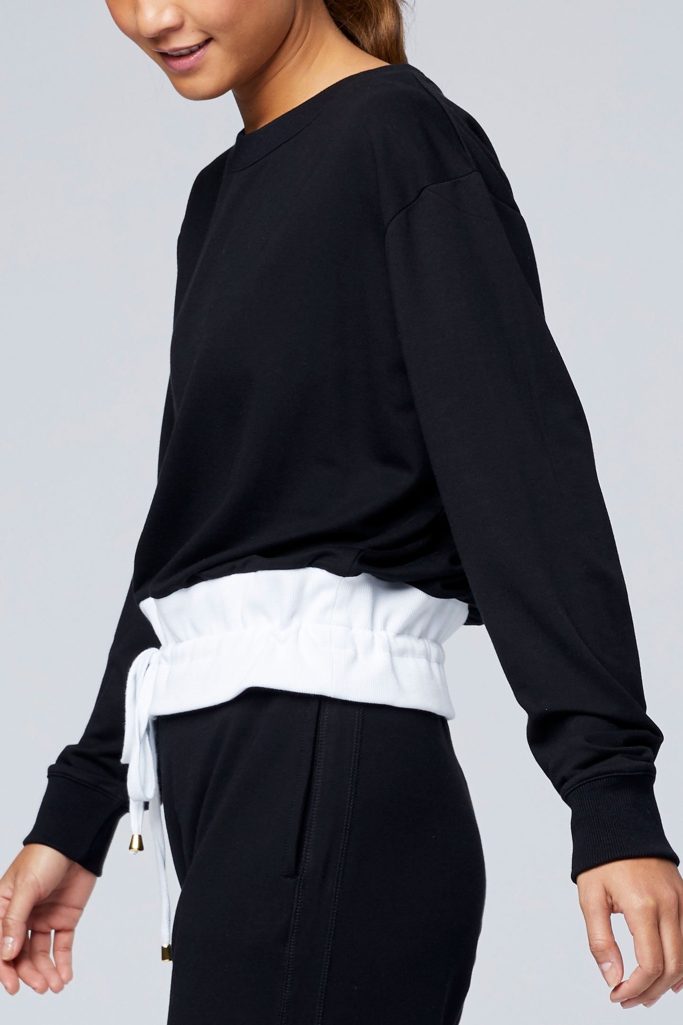 Varley - Arden Sweat Black - STELLASSTYLE