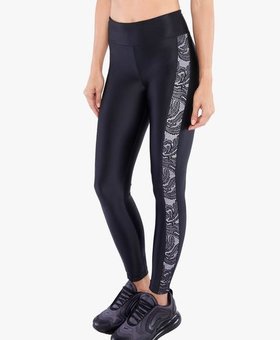 Koral Activewear - Camo Knockout Crop Legging - Scarlett Camo - STELLASSTYLE