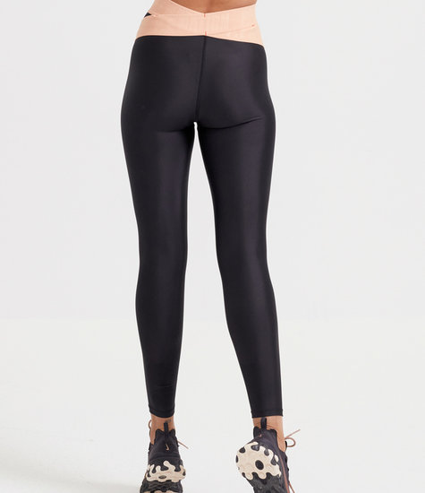 P. E Nation - Diamond Press Legging in Black - STELLASSTYLE