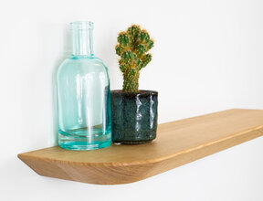 Schwebendes Wandregal Facette natur geölt