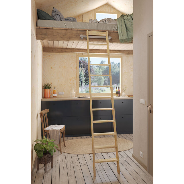 Raumsparende Dachbodentreppe aus Kiefernholz