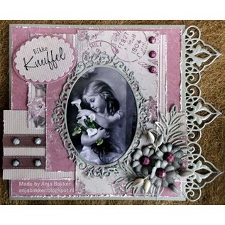 Punching and embossing template: Borders