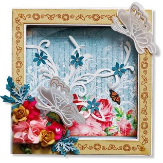 Marianne Design Cutting and Embossing Template + stamps: butterflies