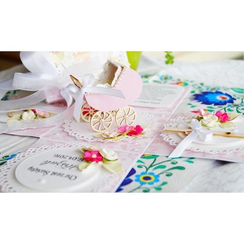 BASTELSETS / CRAFT KITS NYHED! Chipboards 3D - baby vugge BASTELSETS / CRAFT KITS NYHED! Chipboards 3D - baby vugge
