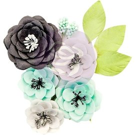 Prima Marketing und Petaloo These flowers give all your paper craft projects the perfect touch!