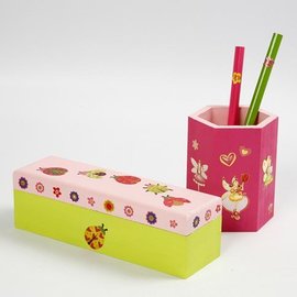 Objekten zum Dekorieren / objects for decorating Bastelset: supporto per la penna o scatola di legno per dipingere e decorare con adesivi scintillio