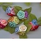 Embellishments / Verzierungen 10 Mini Trio florets