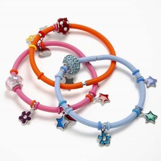 Schmuck Gestalten / Jewellery art Bracelet en silicone avec fermeture et arrêt des anneaux