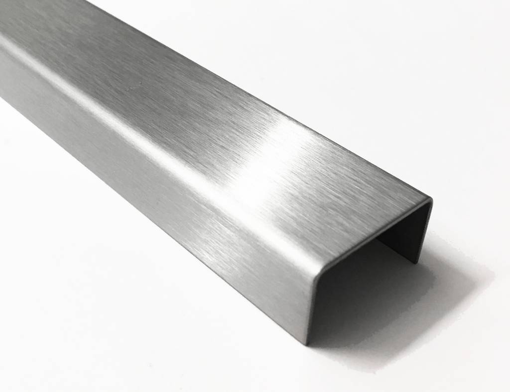 Profilé en U en acier inoxydable, pliée 2 fois, surface sélectable acheter à Versandmetall
