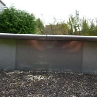 Versandmetall -Set [30 St, 75m] Bords de pelouse robustes Moulure à gravier en acier inoxydable d'épaisseur 1,0 mm (1.4301). h = 200mm 30x L = 2500mm 25 connecteurs 6 connecteurs angulaires (flexibles)