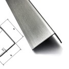 Versandmetall OVERIGE ITEMS [14A] RVS hoek driekantig, oppervlakteafwerking K320, zichtzijde BUITENKANT, as: 40x15 mm, materiaaldikte: 1,5 mm, lengte 1000mm