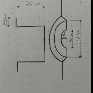 Versandmetall Receveur de douche en acier inoxydable spécial, receveur de douche {R3A} Bord d'entourage de 1,5 mm selon le croquis, coupe INTÉRIEURE K320, dimensions intérieures de la baignoire 455x670 mm, hauteur 100 mm, 1 position de trou de vidange selon le croquis,