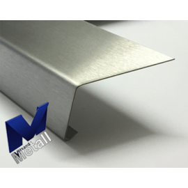 Versandmetall RESTERENDE VOORRAAD 2.5m RVS hoek 110° druiprand 1.0mm axb200x100 1.4301 BUITEN snede K320