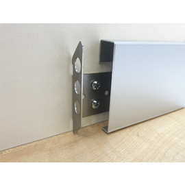 Versandmetall SLF1870-2 plint plint, bodemlip naar binnen, 1,0 mm, 70 mm hoog, geanodiseerd aluminium