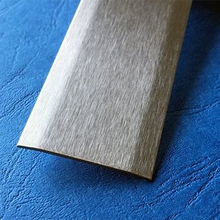 Versandmetall Bande de recouvrementmixte inox 1.4301 surface  brossé en grain320 2 fois 172 ° biseauté