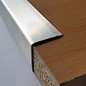 Versandmetall Protection arête angle, pas isocèle, á 3 plis, longueur 1.250mm, surface brossé  en grain 320
