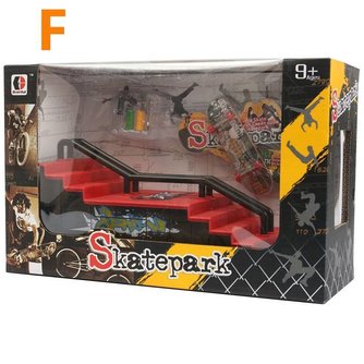 Finger-Skateboard Halfpipe