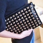 Beschlagene Clutch