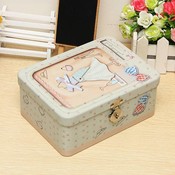 Box Mit Metallverschluss Box Mit Metallverschluss